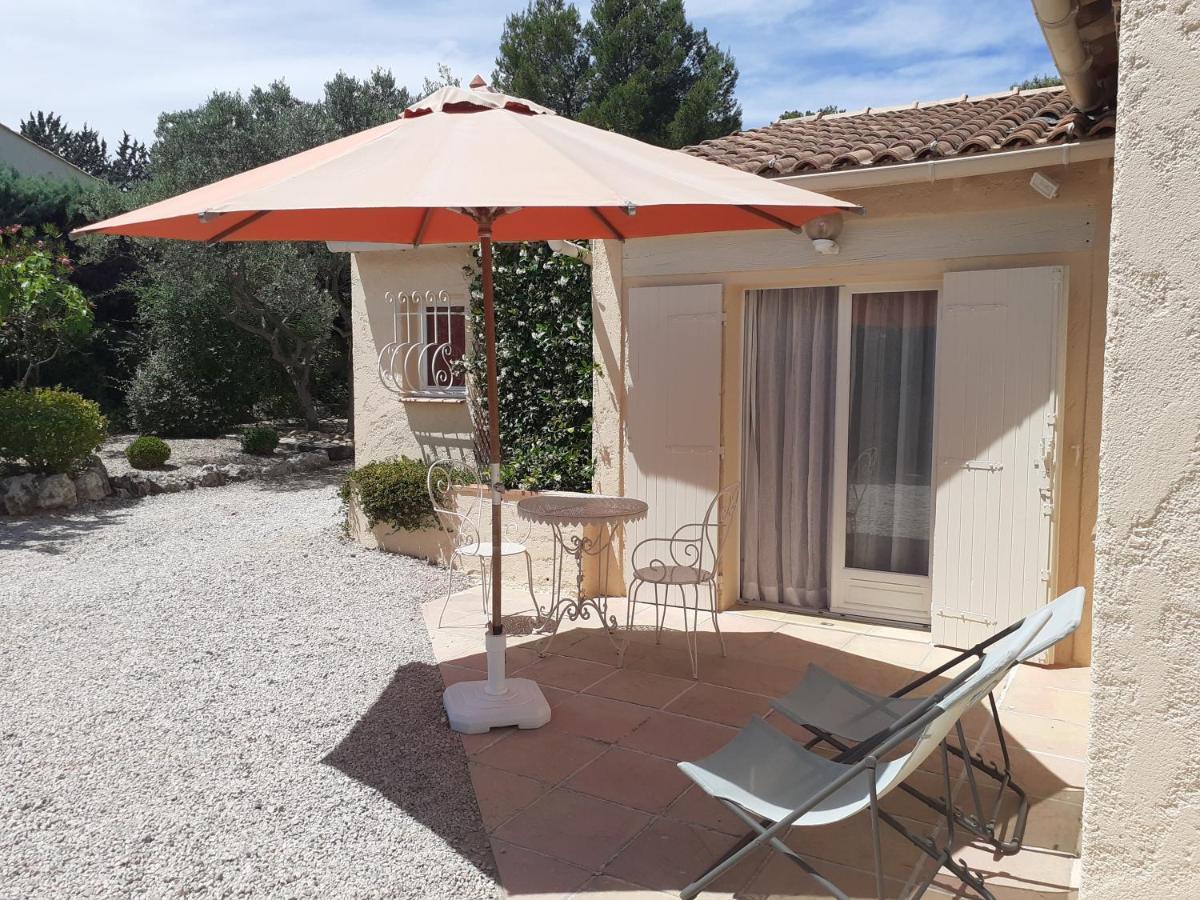 Gite Provencal Independant Avec Piscine Chauffee : Le Suy Bien Flayosc Exterior photo